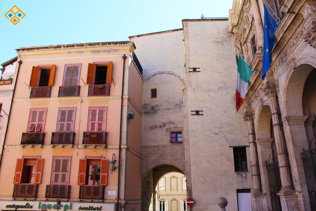 Apartamento Torre Dello Sperone Cagliari Exterior foto